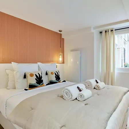 Appartamento Superb Ac Center Bourse Place Parigi